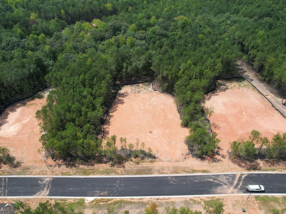 2nd image of 7 High Pointe Dr