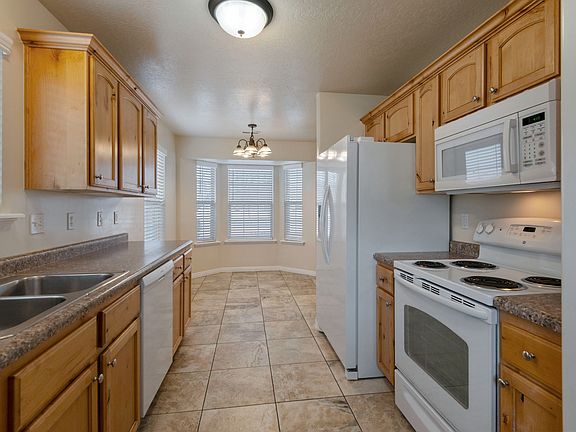 2nd image of 1072 S 1760 W