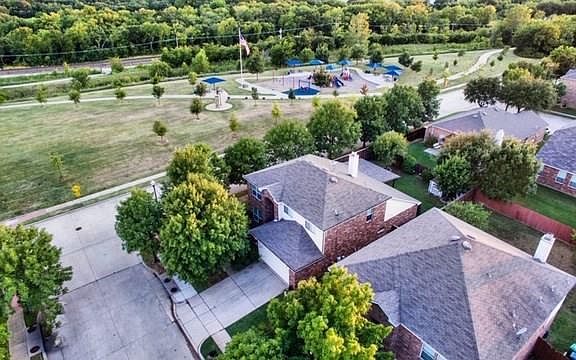 5th image of 4728 Fox Sedge Ln