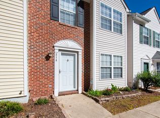 214 Climbing Ivy Ct, Cary, NC 27511