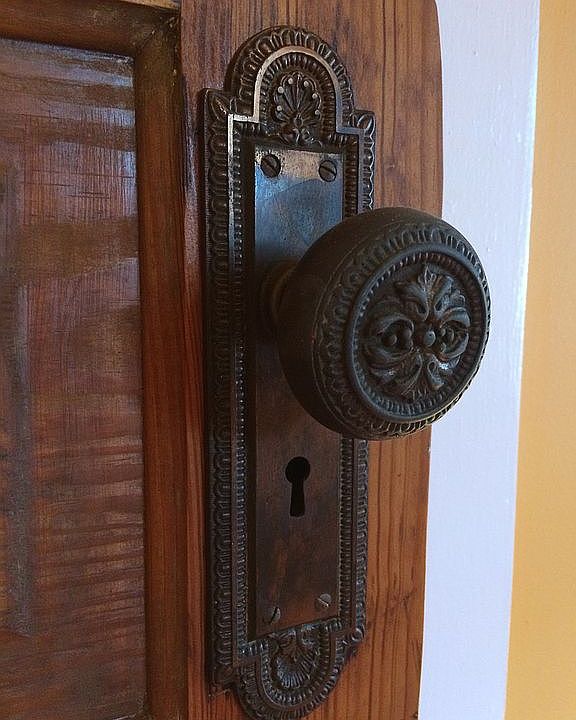 Open door iron copper plate