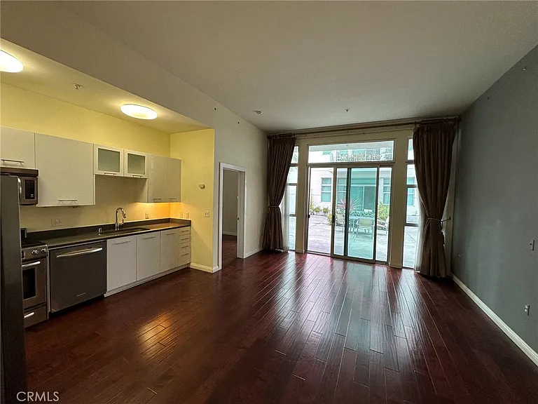 238 S Arroyo Pkwy #213 — Photo 7
