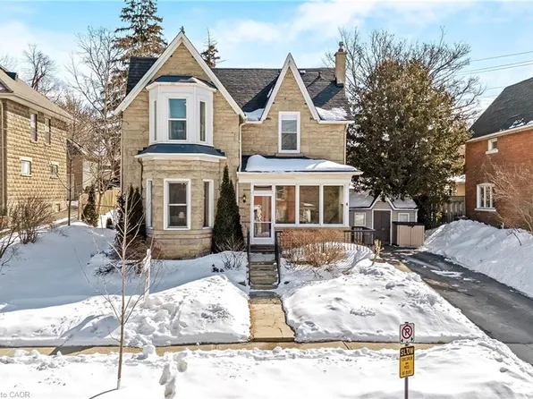 6 Queen St, Halton Hills, ON L7G 2E4