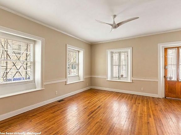 3rd image of 210 Calhoun St APT A