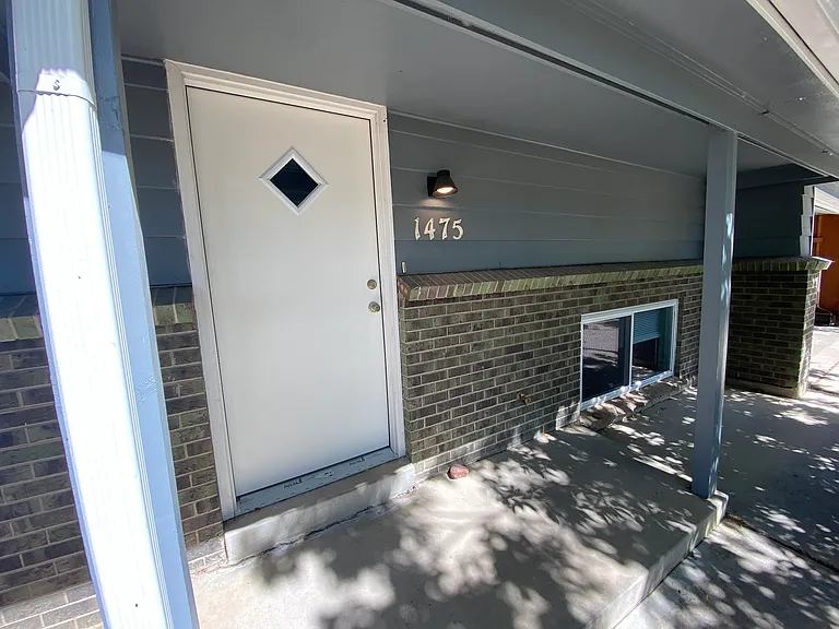 1475 Chambers Dr — Photo 7
