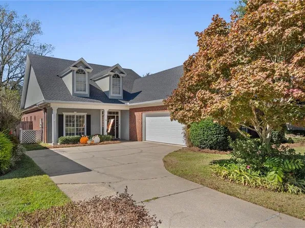 730 Natchez Trail Ct, Mobile, AL 36609