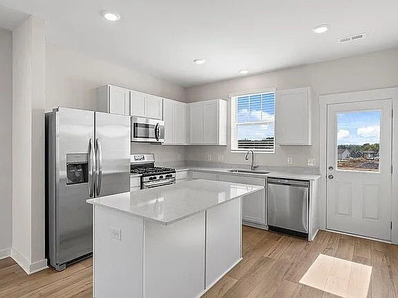 2705 Fordham Street - 1 — Photo 4