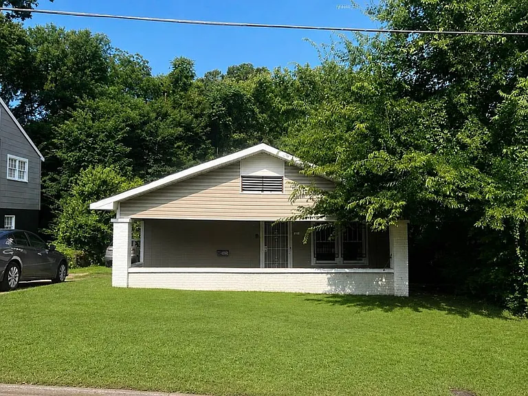 5720 Court I — Photo 1