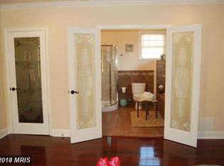 3227 Vickers Rd, Baltimore, MD 21216