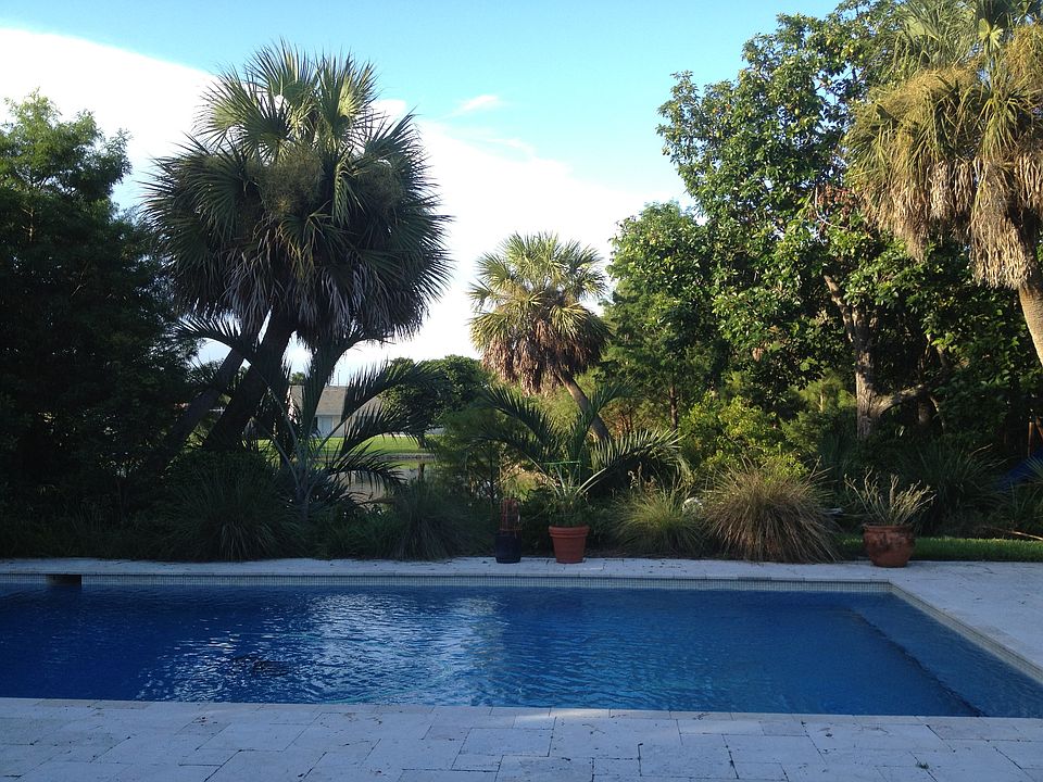 Pool Area/Tumbled Marble