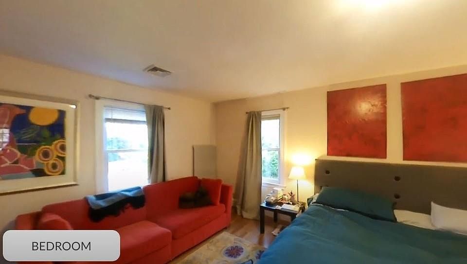 1st image of 165 Longwood Ave #165