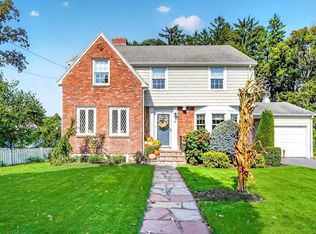 52 Sheffield Rd, Melrose, MA 02176
