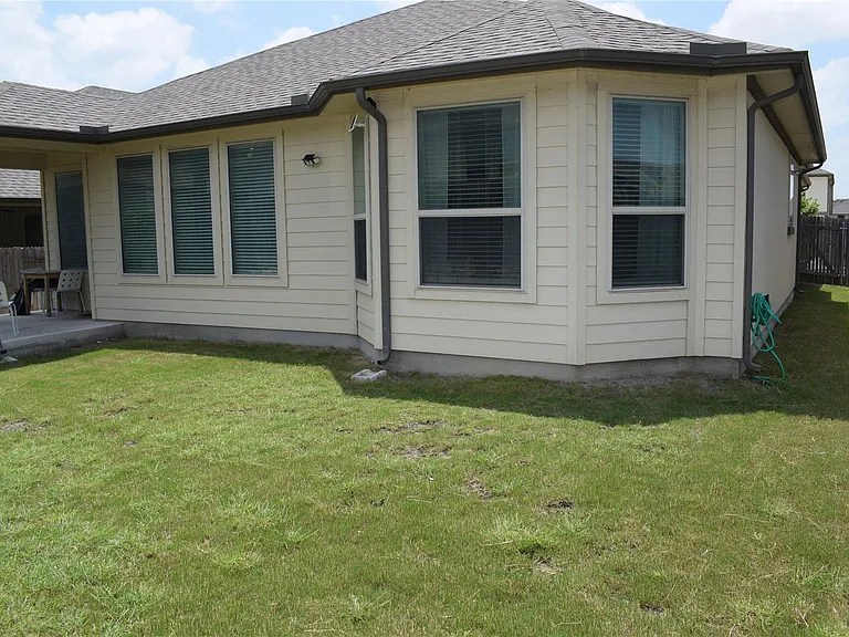 133 Birkshire Dr — Photo 18