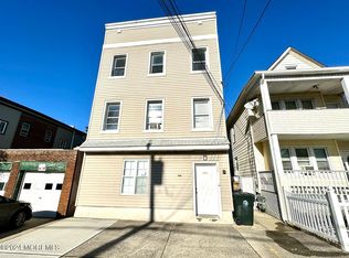 462 Compton Ave FLOOR 3, Perth Amboy, NJ 08861