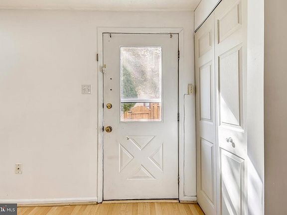 5th image of 52 Whitechurch Ct