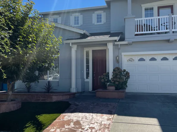 4832 Fairgrave Ave, Santa Rosa, CA 95407