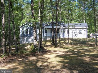 161 Glastonbury Ln, Hedgesville, WV 25427