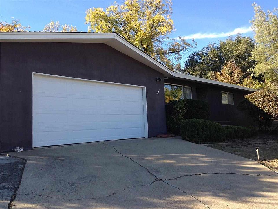 1st image of 431 McGee Ave