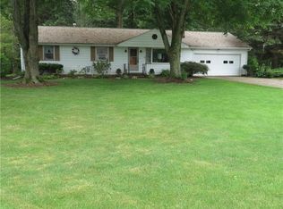 3220 Gretchen Dr NE, Warren, OH 44483