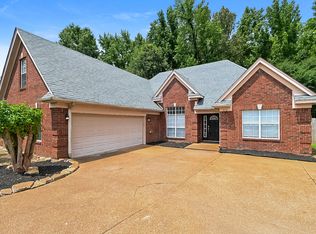 216 Fawn Dr N, Hernando, MS 38632