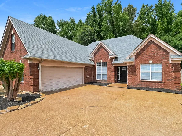 216 Fawn Dr N, Hernando, MS 38632