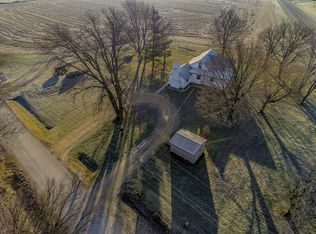 1091 W Buckeye Rd, Freeport, IL 61032