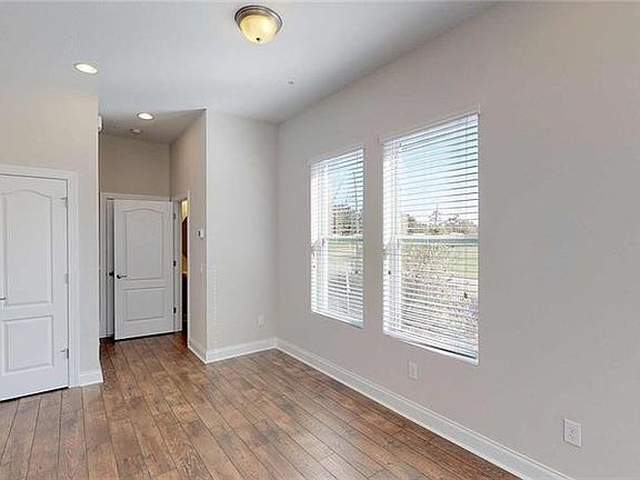 3rd image of 1009 Lychee Ct