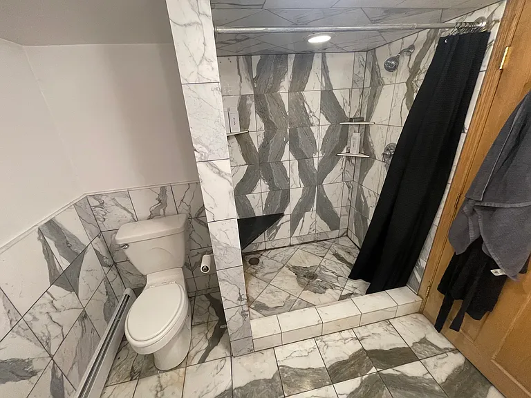 2703 N Francisco Ave #0 — Photo 10