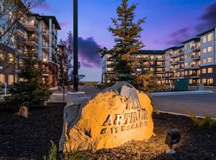 44 W Skyview Pkwy #2419, Calgary, AB T3N2R8