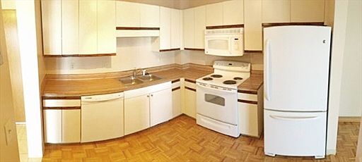 3rd image of 200 Cove Way Unit 704