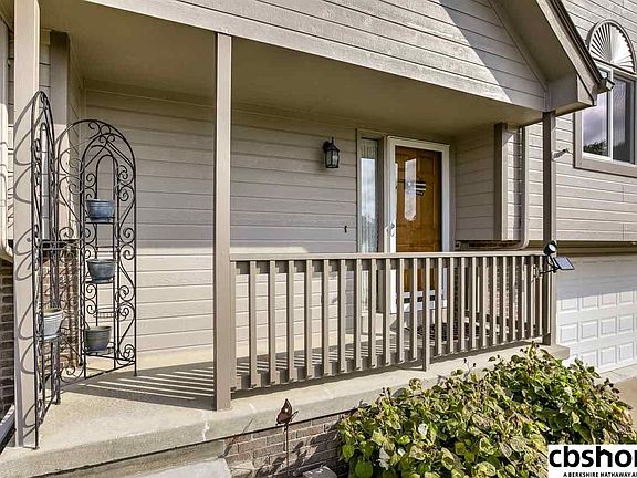 2nd image of 1806 Ashwood Ave