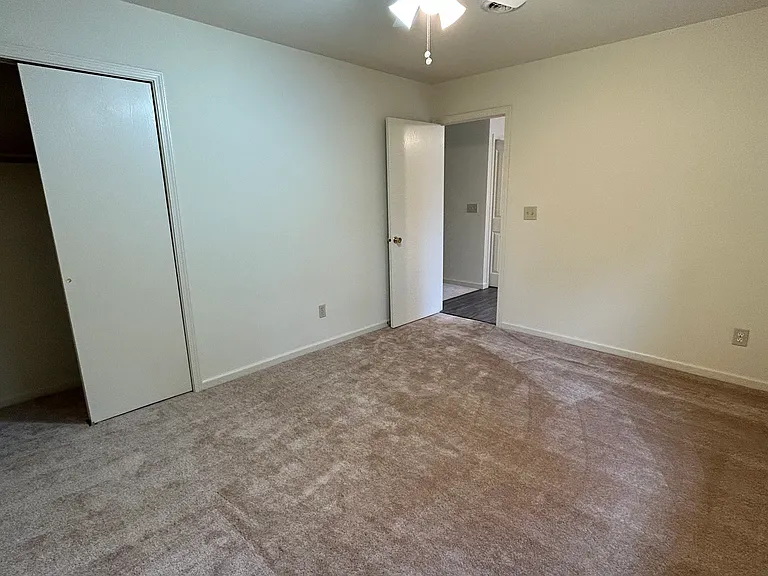 3729 Carman Rd #4 — Photo 12