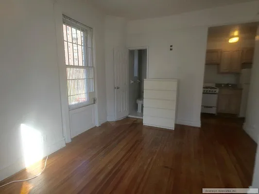 Rented by Sovereign Associates | media 3