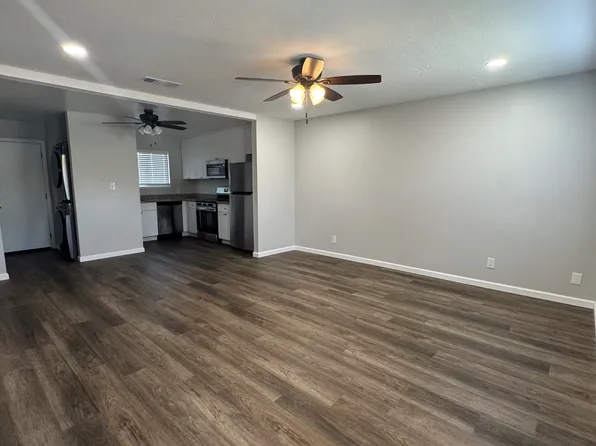 1063 Bluebell Dr APT 5, Livermore, CA 94551