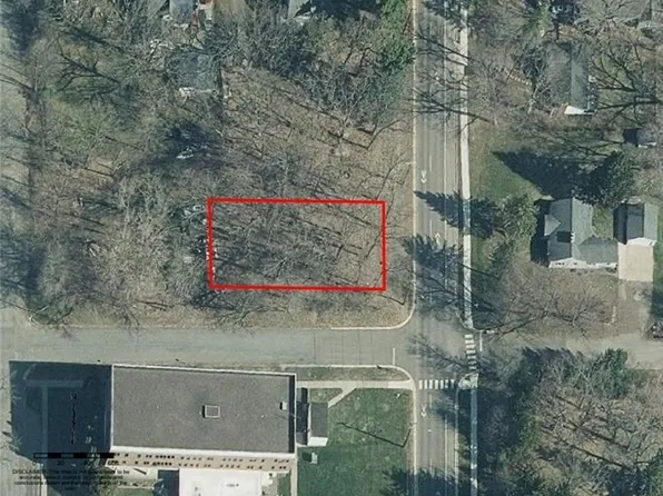 1021 13th St SE, Menomonie, WI 54751