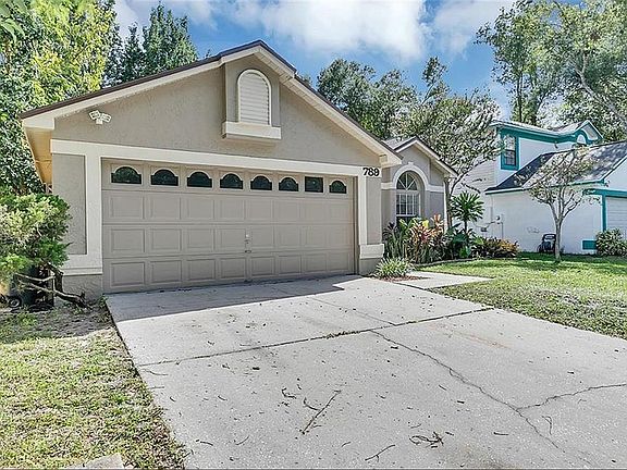 4th image of 789 Heather Glen Cir