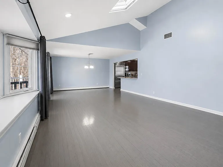 Virtually enhanced Living room & Dining room