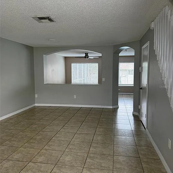 14235 Sun Bay Dr — Photo 2