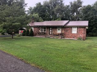 198 Ivan St, Raven, VA 24639