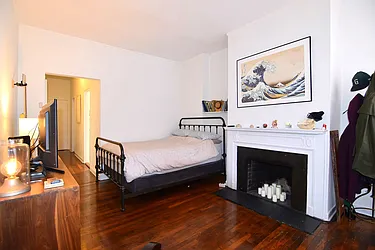 Rented by Manhattan Spaces