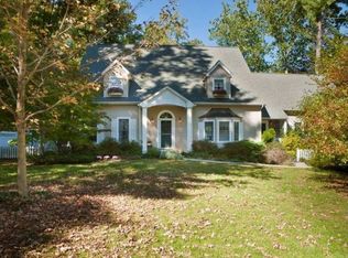 27 Beadart Pl, Hyde Park, NY 12538