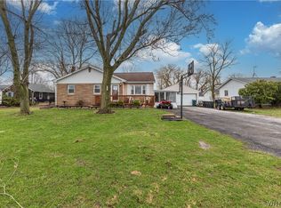 6795 Nash Rd, North Tonawanda, NY 14120