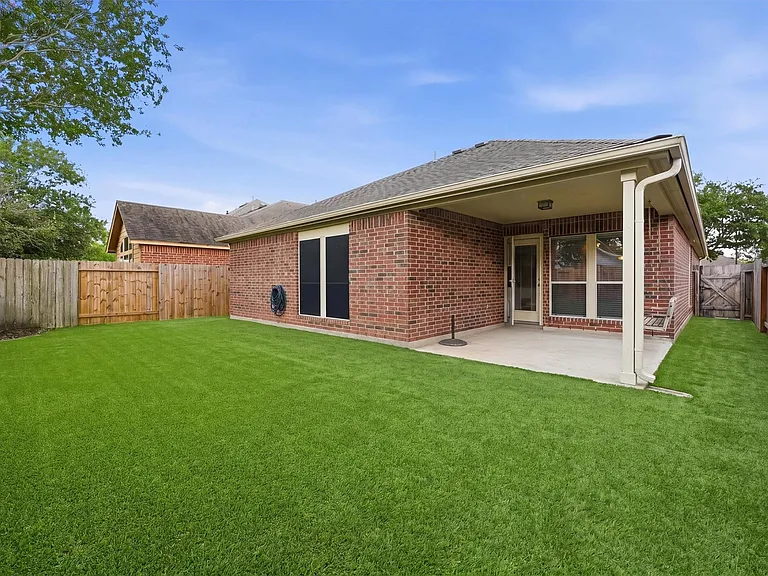 20931 Hamlet Ridge Ln — Photo 15