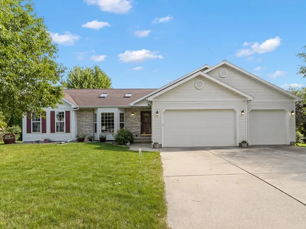 1331 Pinnacle Cir, Sun Prairie, WI 53590