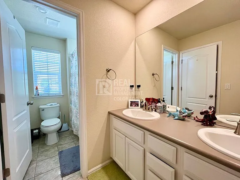 776 Sundance Ln — Photo 12