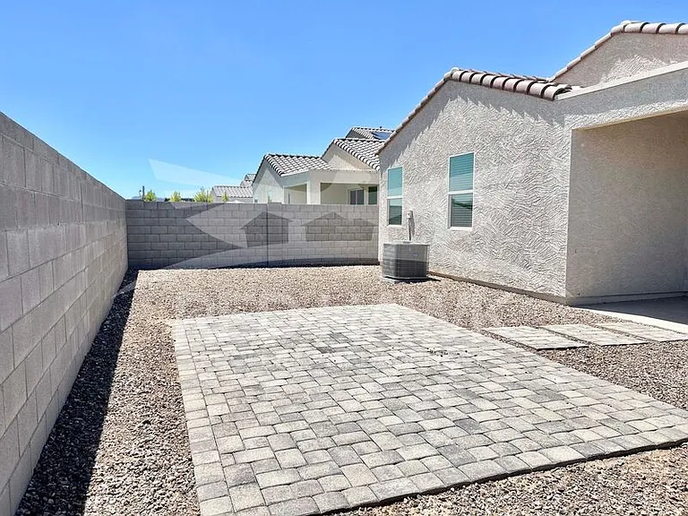 12603 W Vista Ave — Photo 21