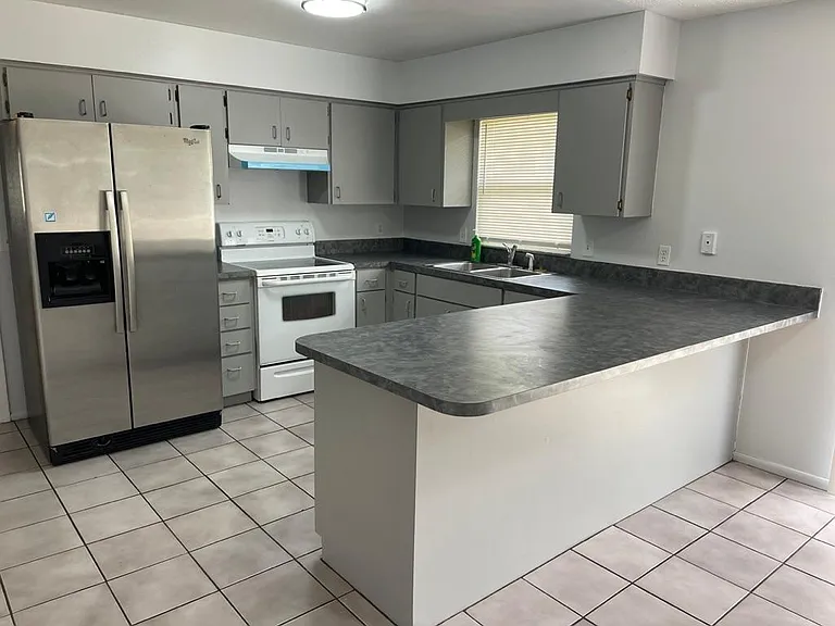 2801 Avenue U NW — Photo 6