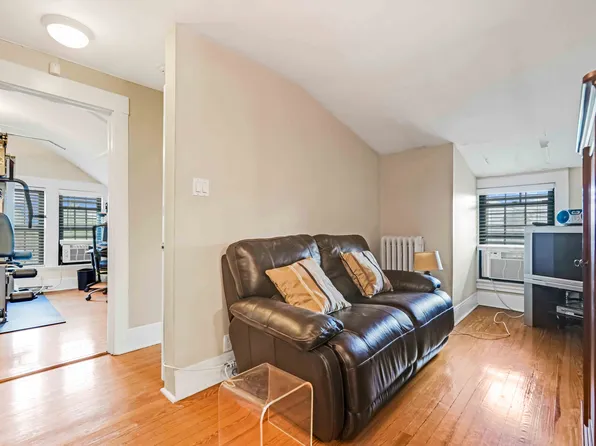 160-08 12th Road image 28 of 29