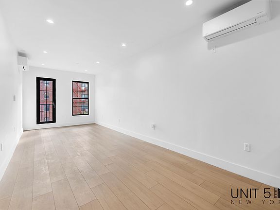 5th image of 255 Clarkson Ave #4A