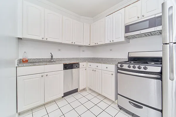 Rented by Living New York | media 7